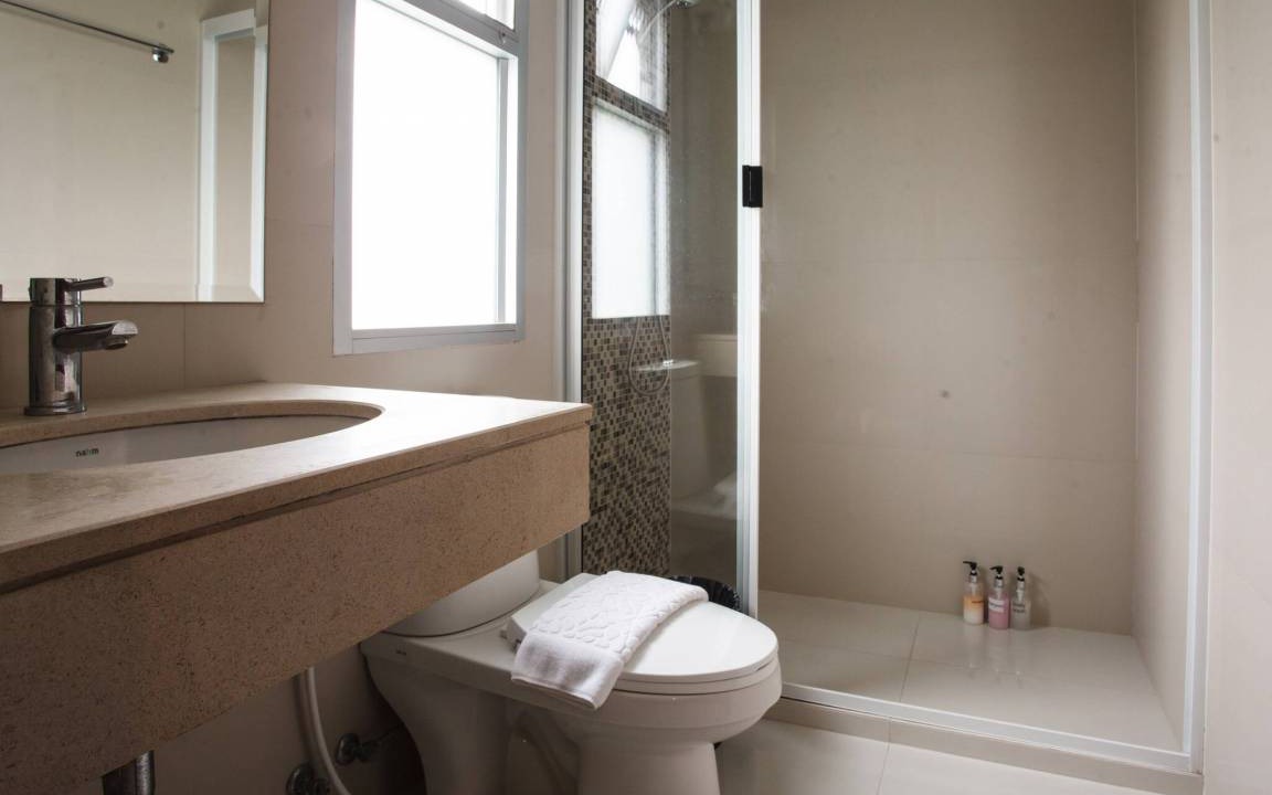 Photo of Bathroom in Khlong Toei Nuea