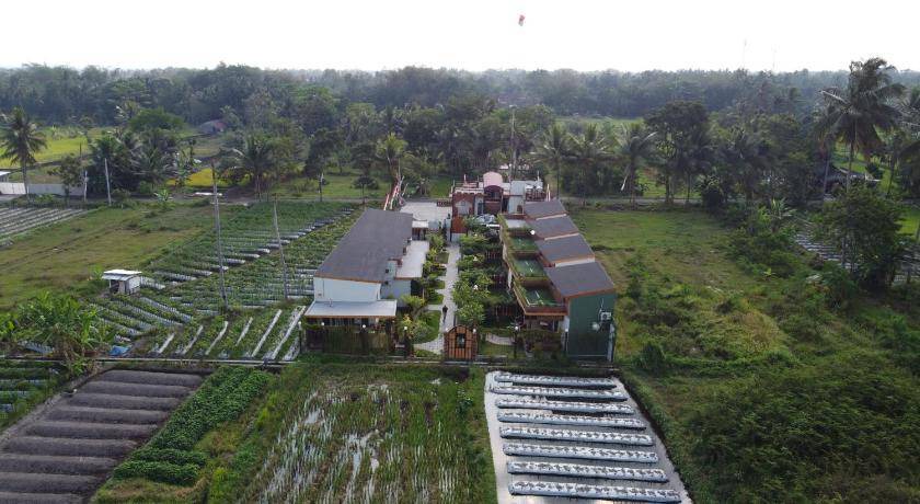 Photo of Others in Candi Binangun