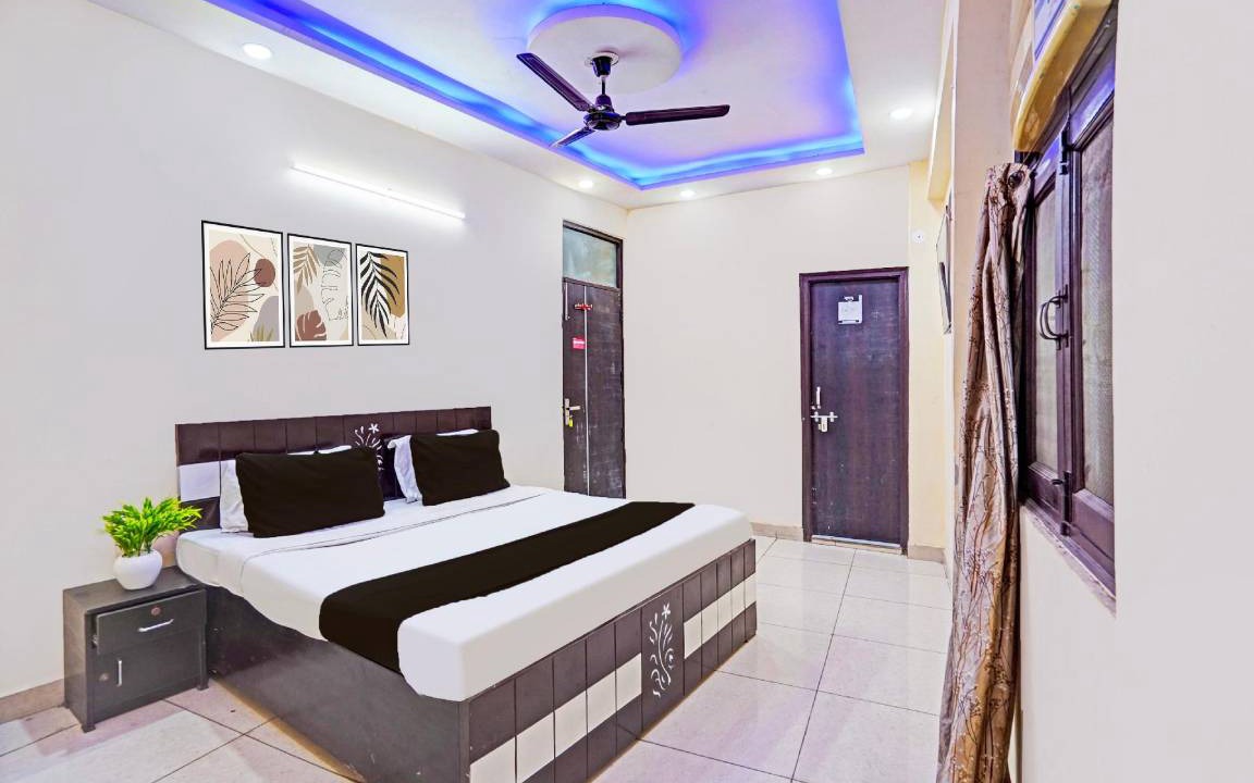Photo of Bedroom in Janakpuri