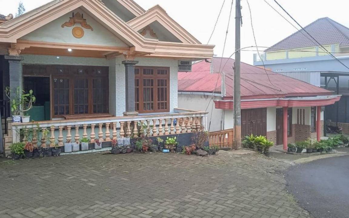 Photo of Others in Tosari