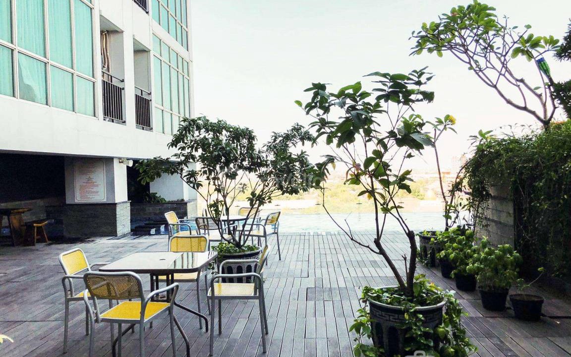 Photo of Patio Balcony in Surabaya