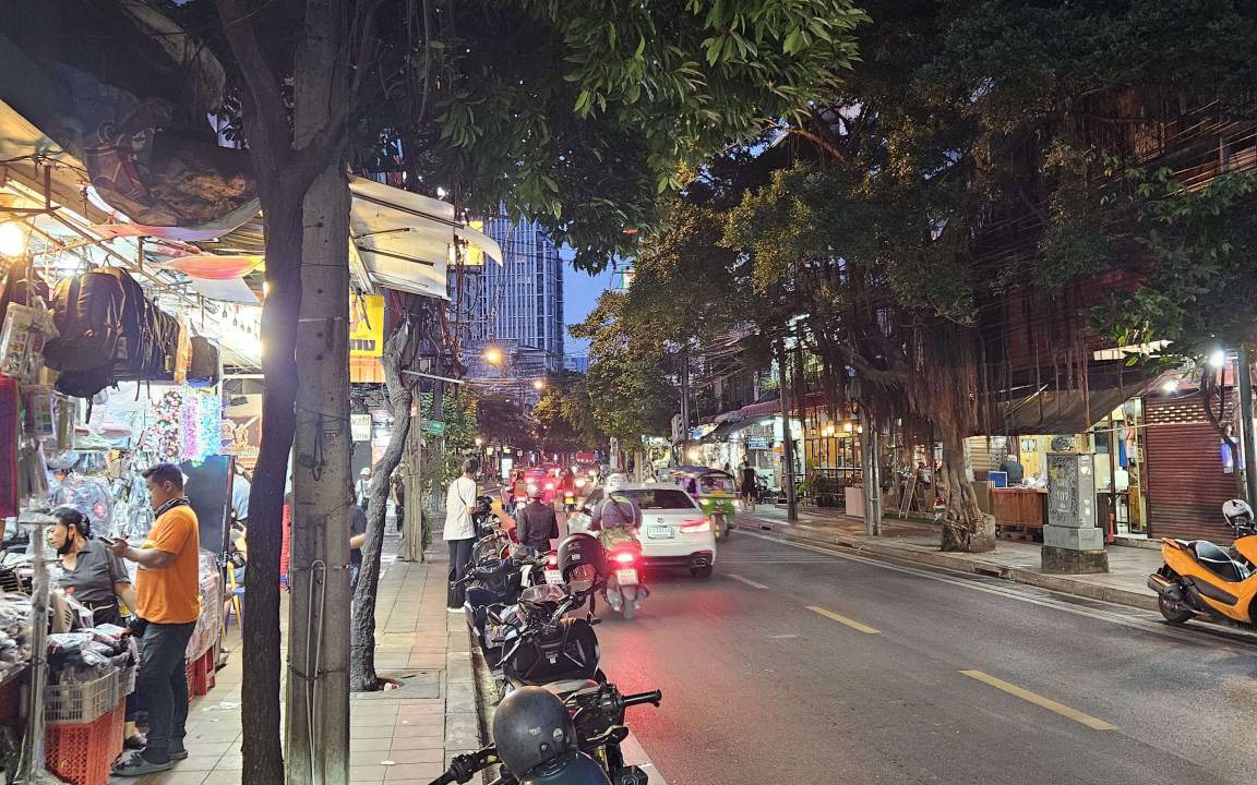 Photo of Others in Thung Maha Mek