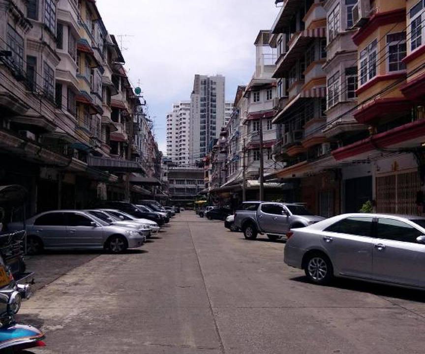 Photo of Others in Bang Phlat