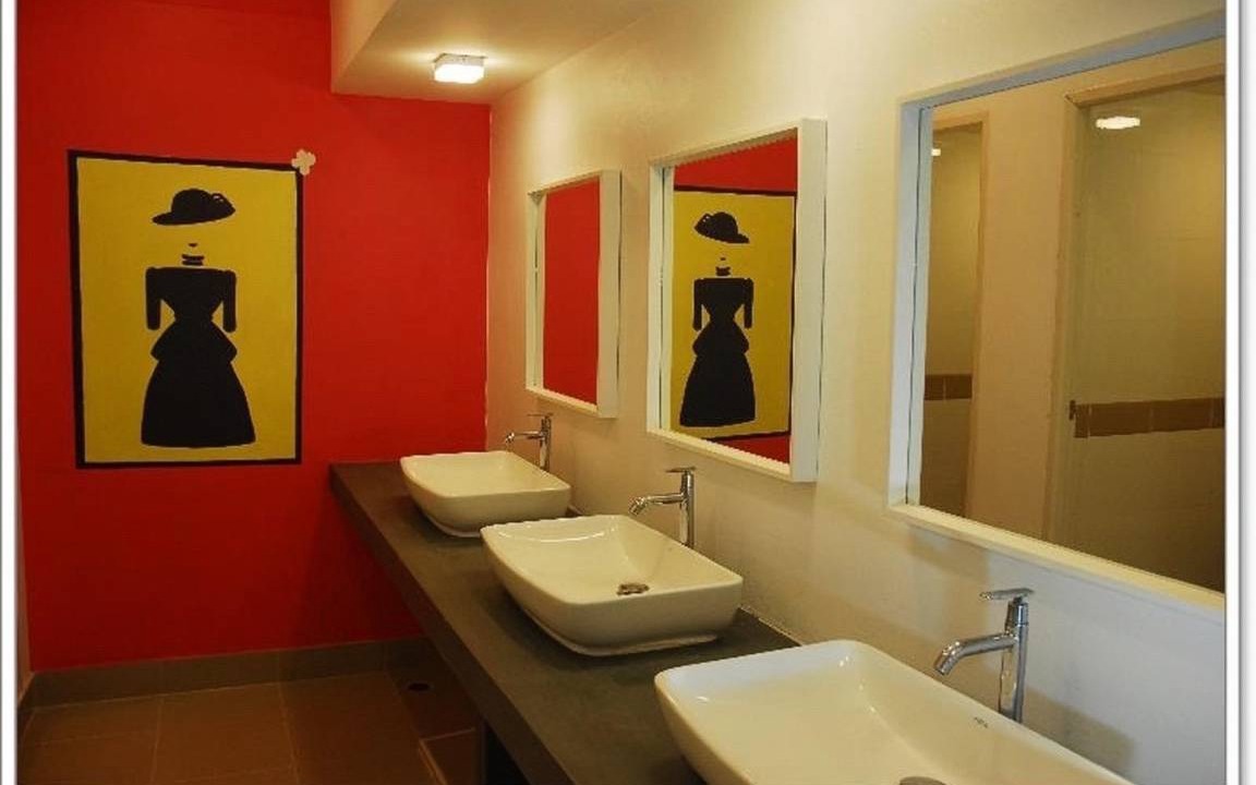 Photo of Bathroom in Khlong Toei