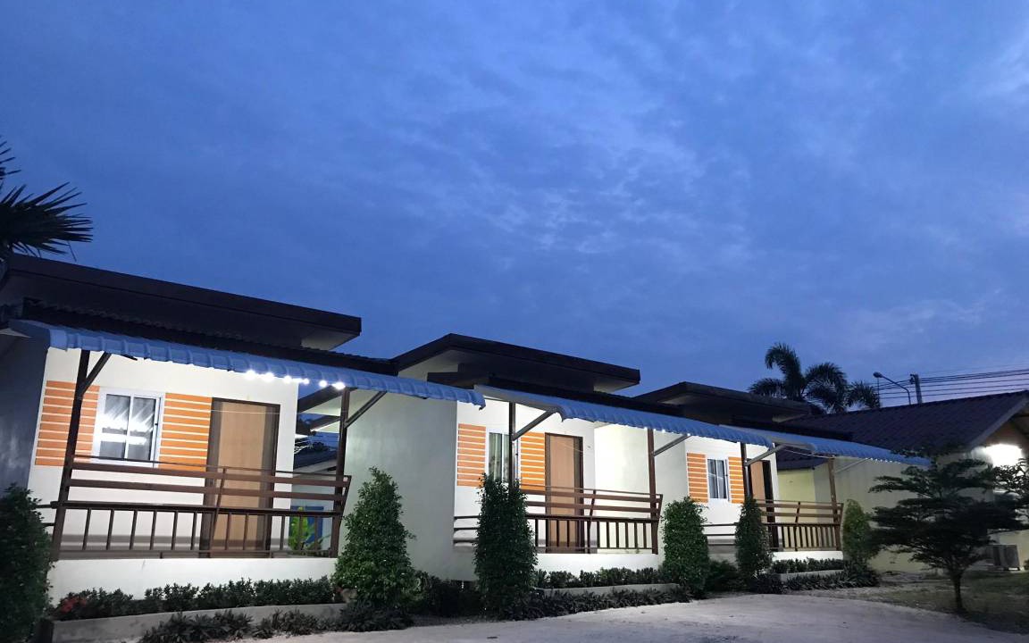 Photo of Buildings in Khlong Khut