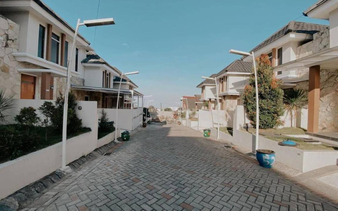 Photo of Buildings in Beji