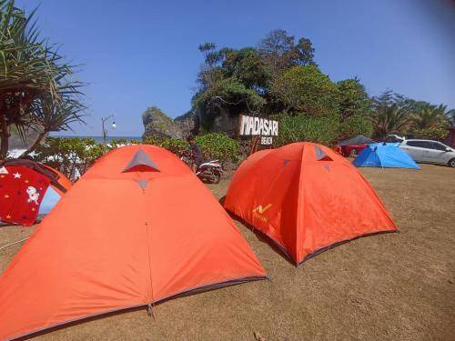 Photo of Others in Cimerak