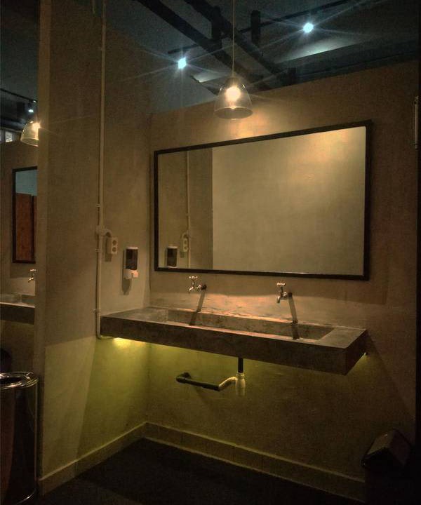 Photo of Bathroom in Gambir