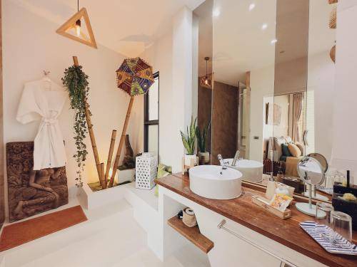 Photo of Livingroom in Haad Yao