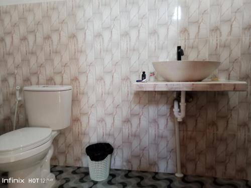 Photo of Bathroom in Gerupuk