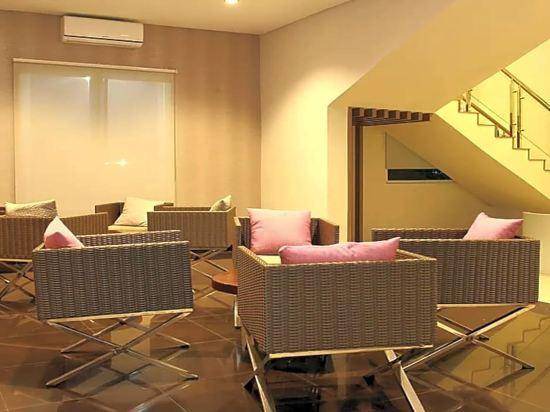 Photo of Livingroom in West Cirebon