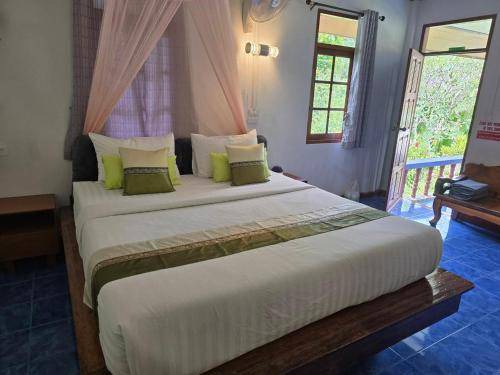 Photo of Bedroom in Khlong Sok