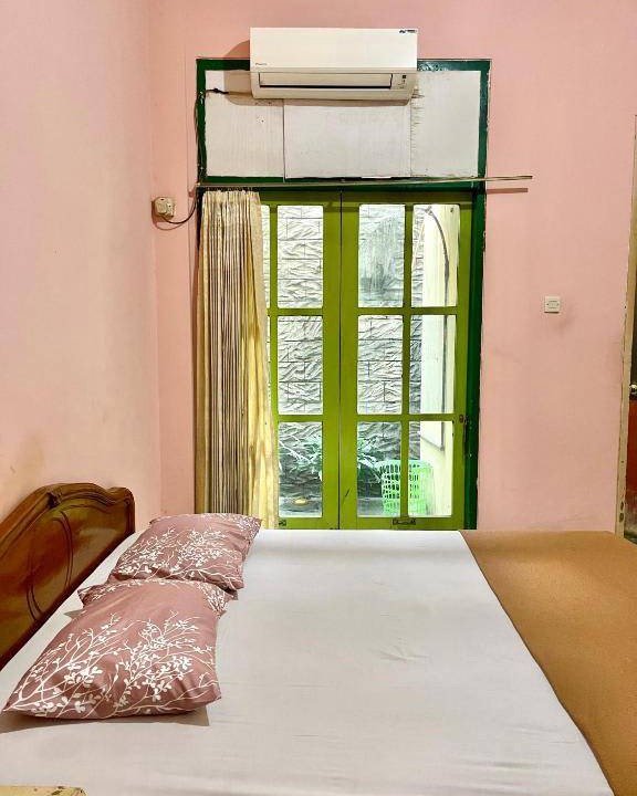 Photo of Bedroom in Banjarsari