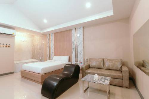 Photo of Bedroom in Chonburi