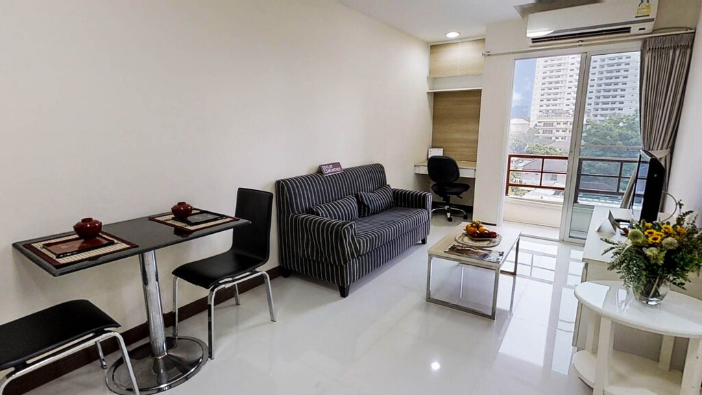 Photo of Livingroom in Ekkamai
