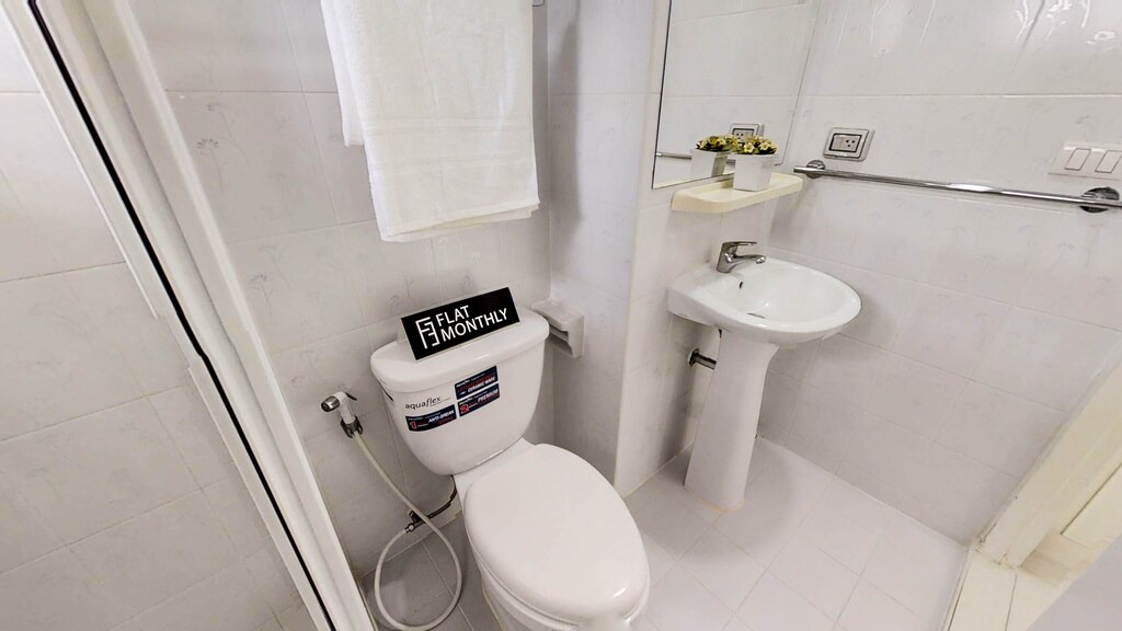 Photo of Bathroom in Ekkamai