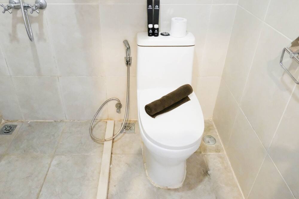 Photo of Bathroom in Gubeng