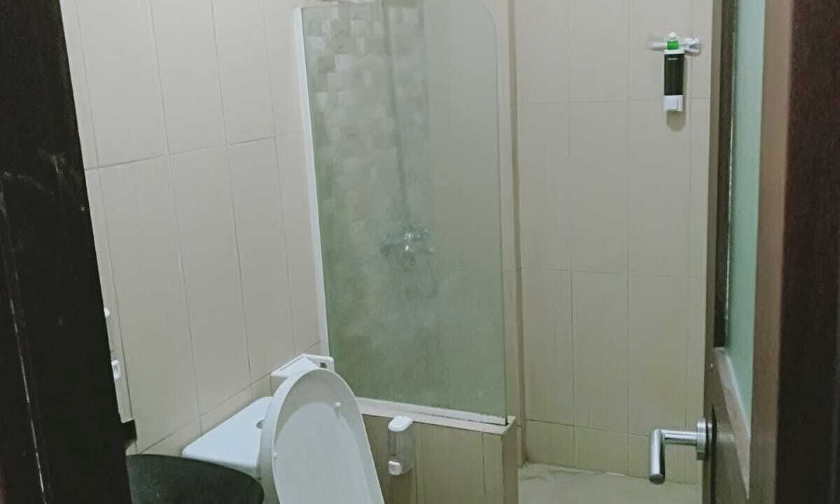 Photo of Bathroom in Malabar