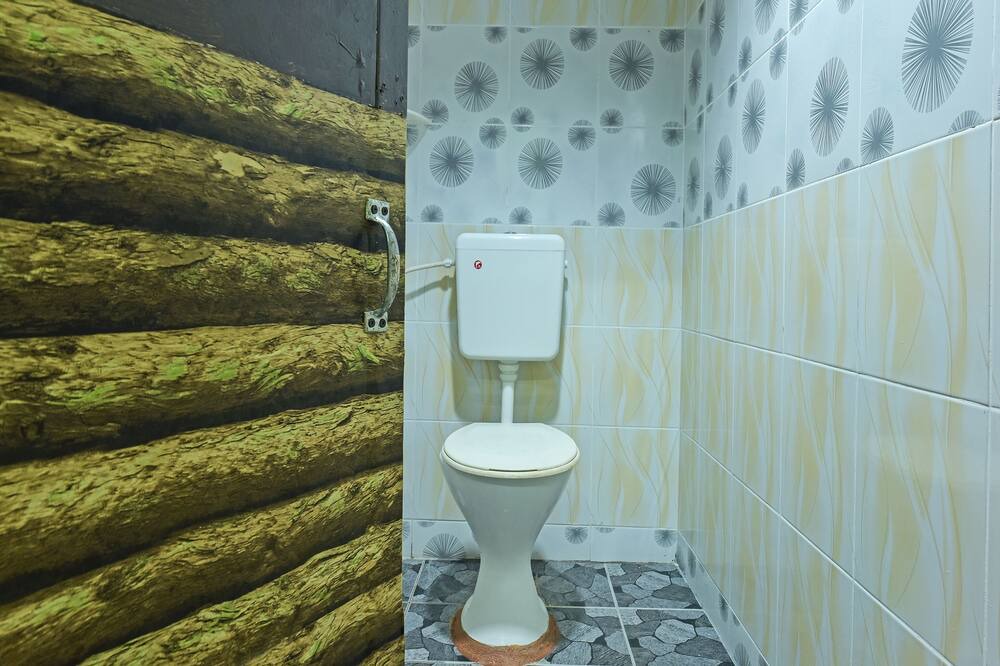 Photo of Bathroom in Larut