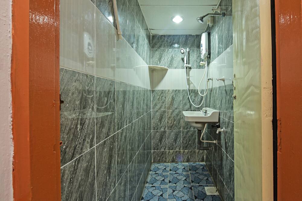 Photo of Bathroom in Larut
