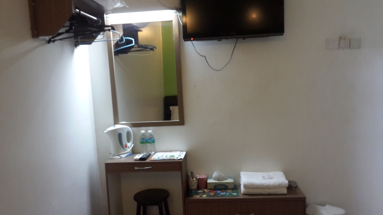 Photo of Bedroom in Kampung Gong Pauh
