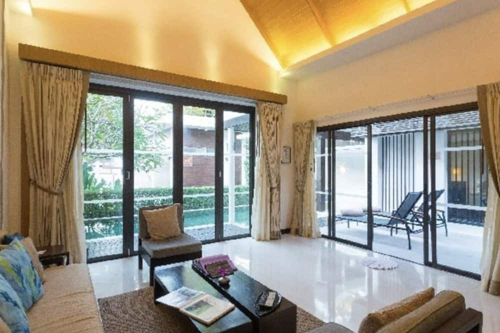 Photo of Livingroom in Thong Krut