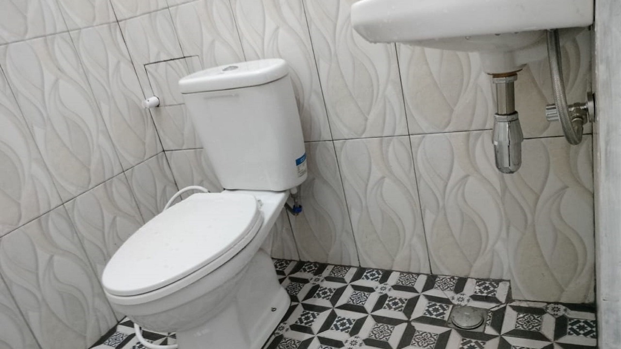 Photo of Bathroom in Sarolangun