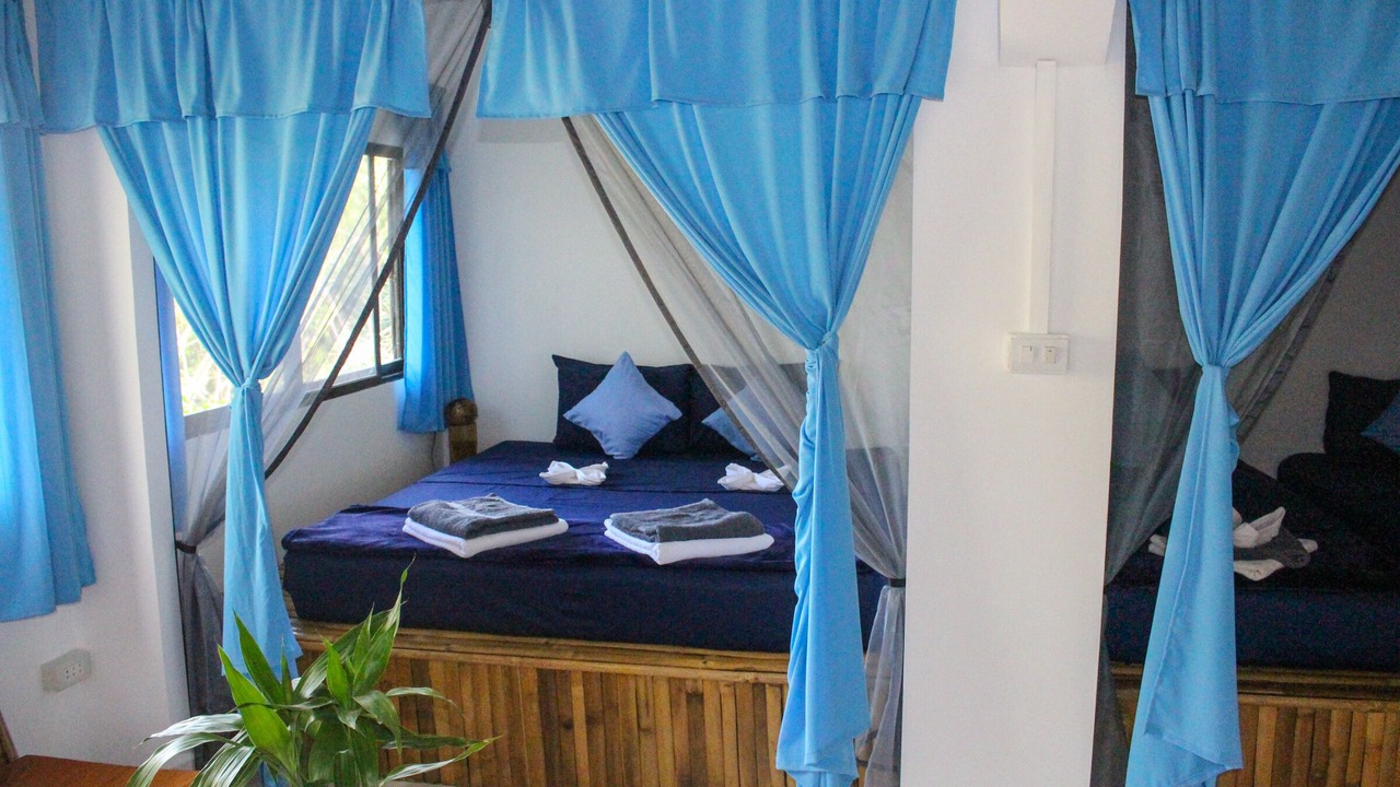Photo of Bedroom in Thma Bang