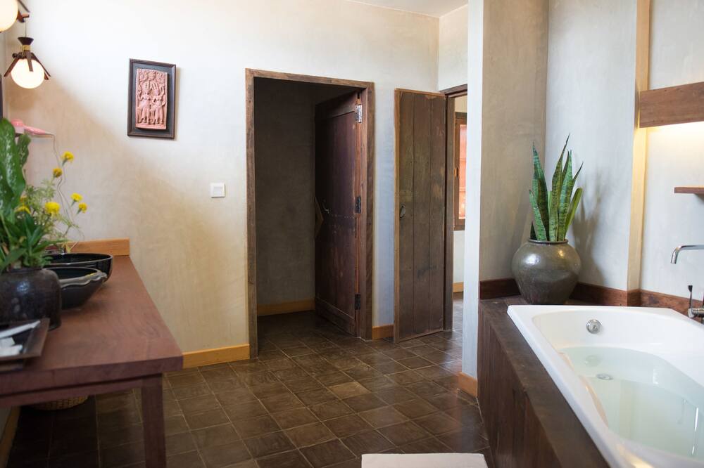 Photo of Bathroom in Prasat Bakong