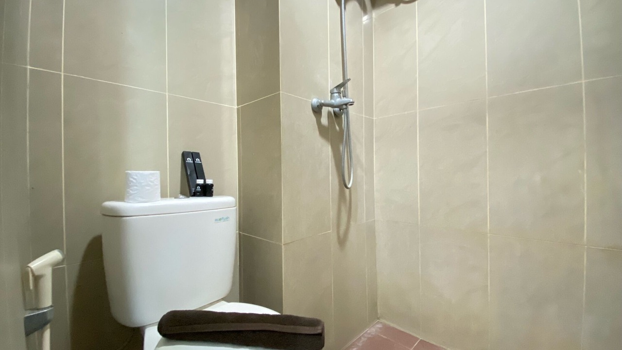 Photo of Bathroom in Hegarmanah