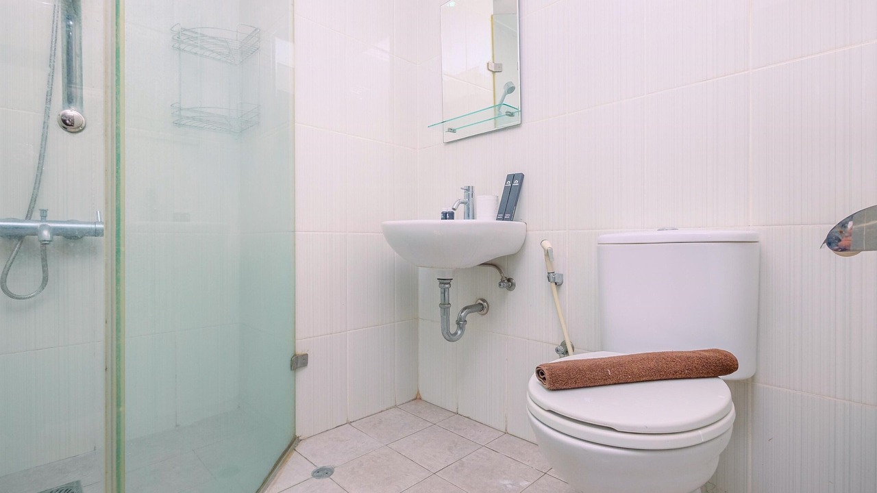 Photo of Bathroom in Senayan