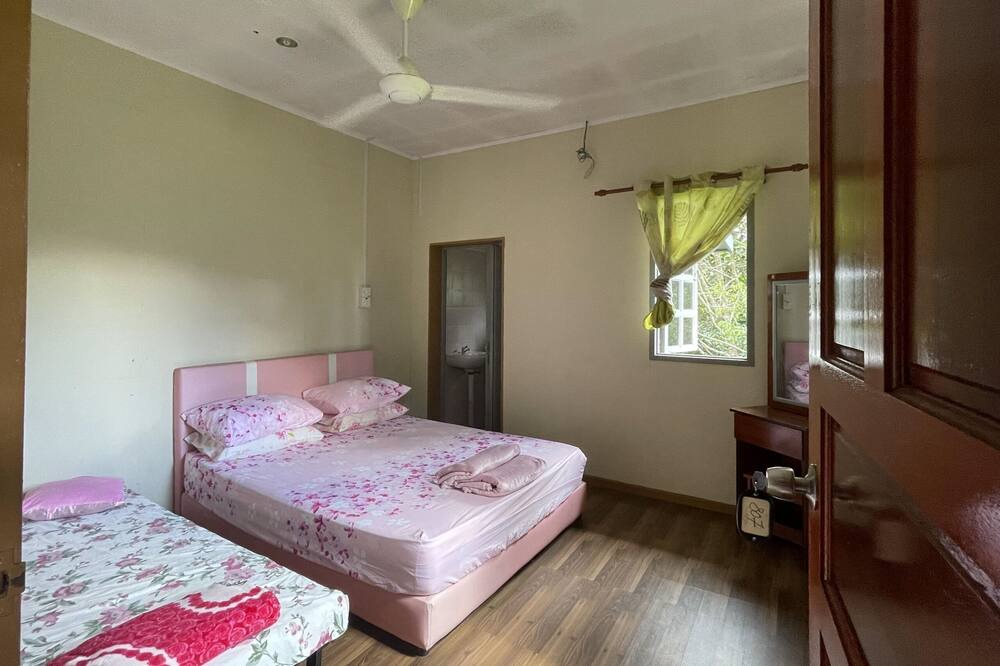 Photo of Bedroom in Ranau