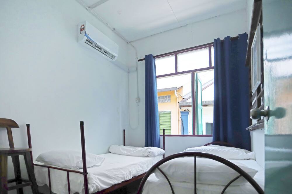 Photo of Bedroom in Kampung Lintang