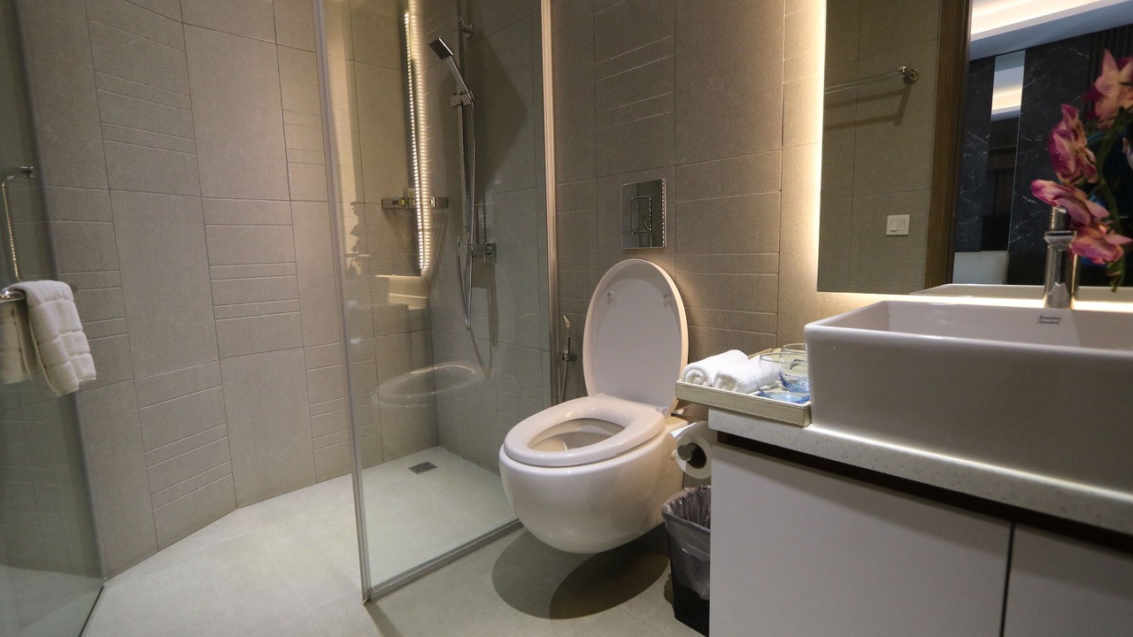 Photo of Bathroom in Chamkar Mon