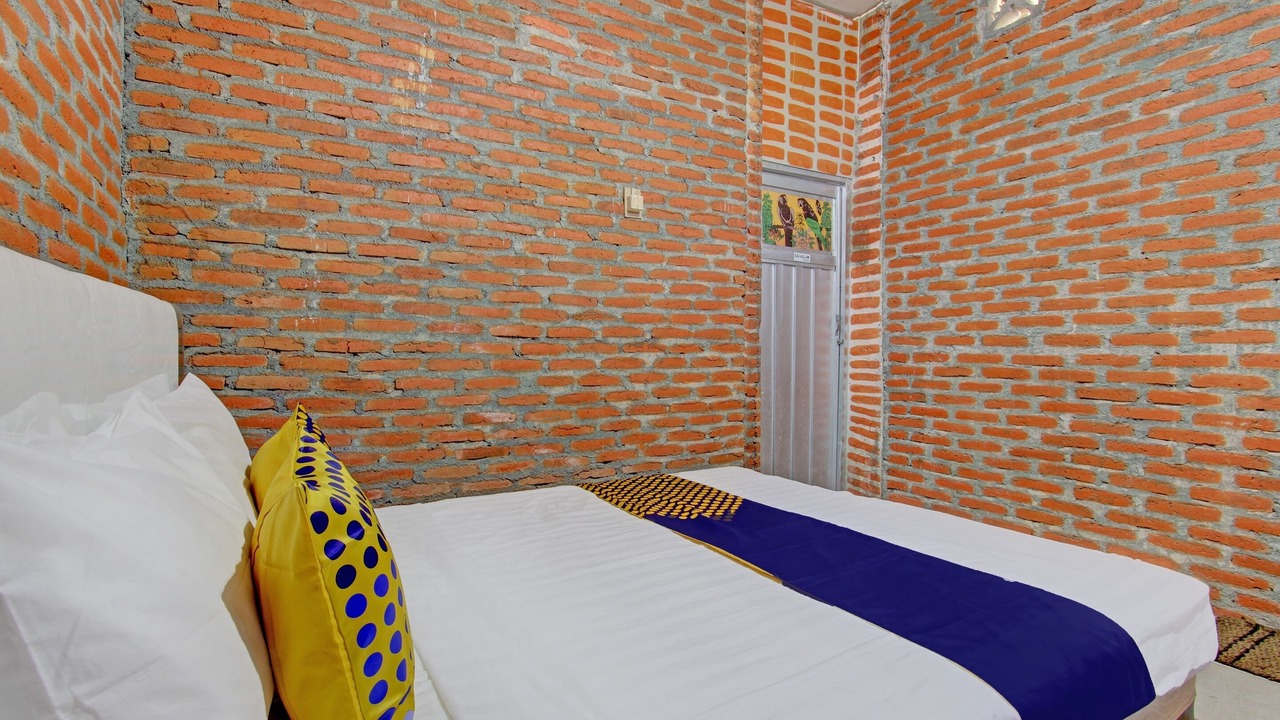 Photo of Bedroom in Kalasan