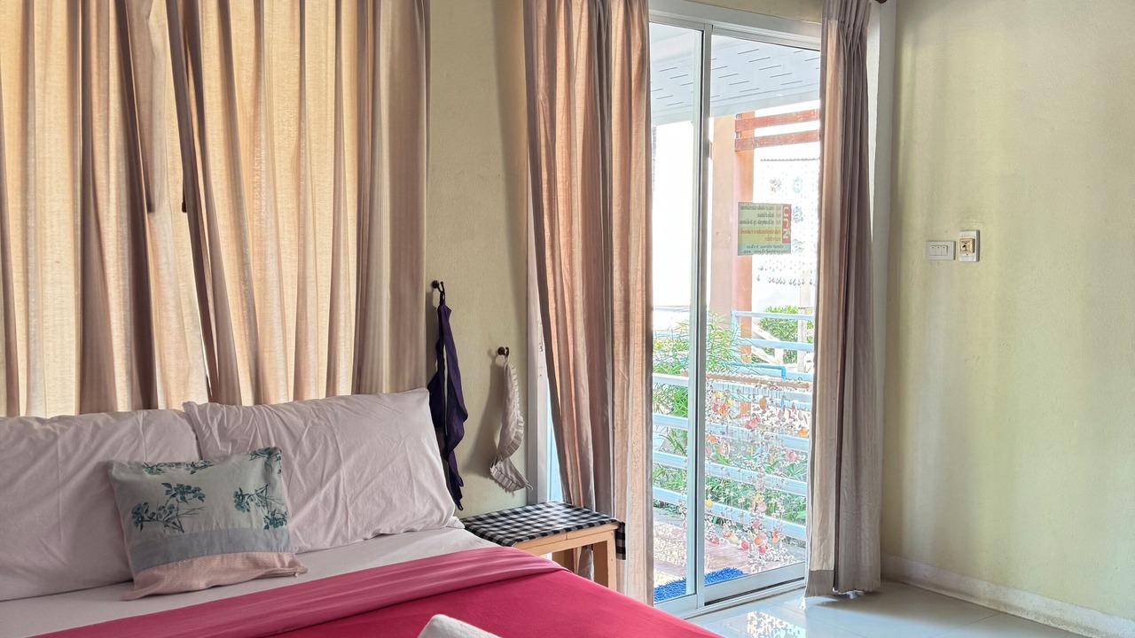 Photo of Bedroom in Koh Lan