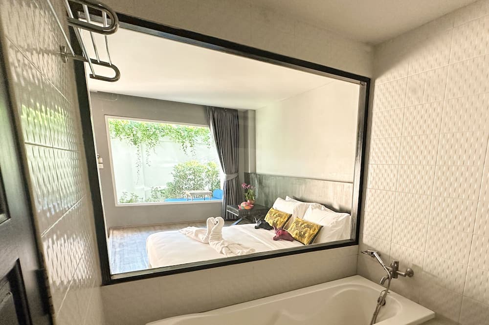 Photo of Bathroom in Chaweng City Center