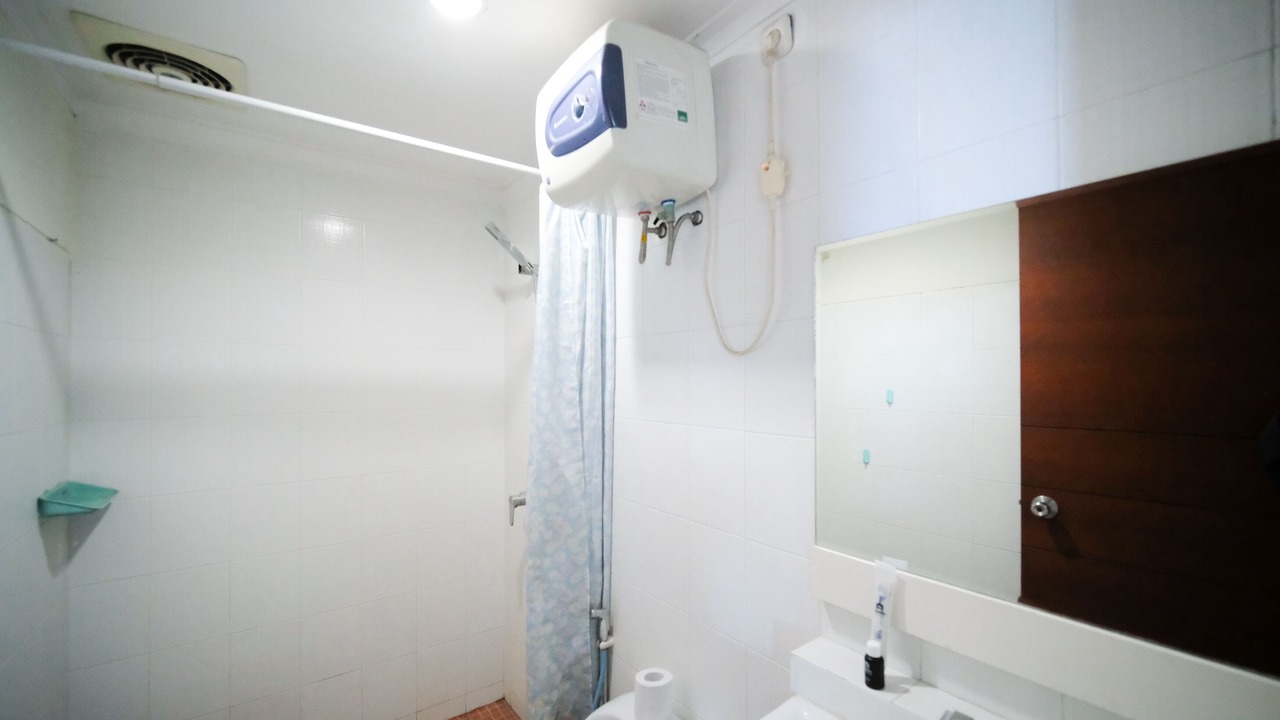 Photo of Bathroom in Siwalankerto