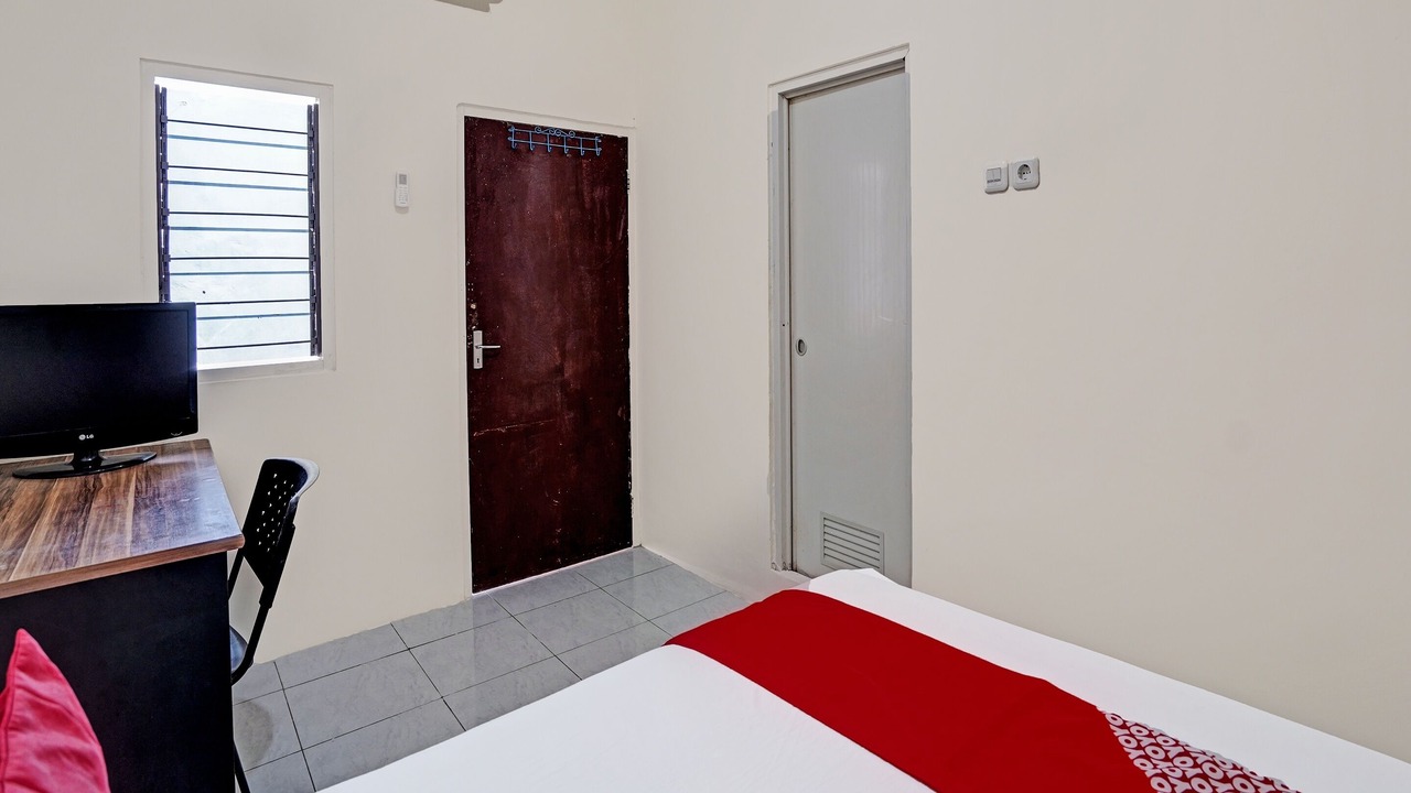 Photo of Bedroom in Prigen
