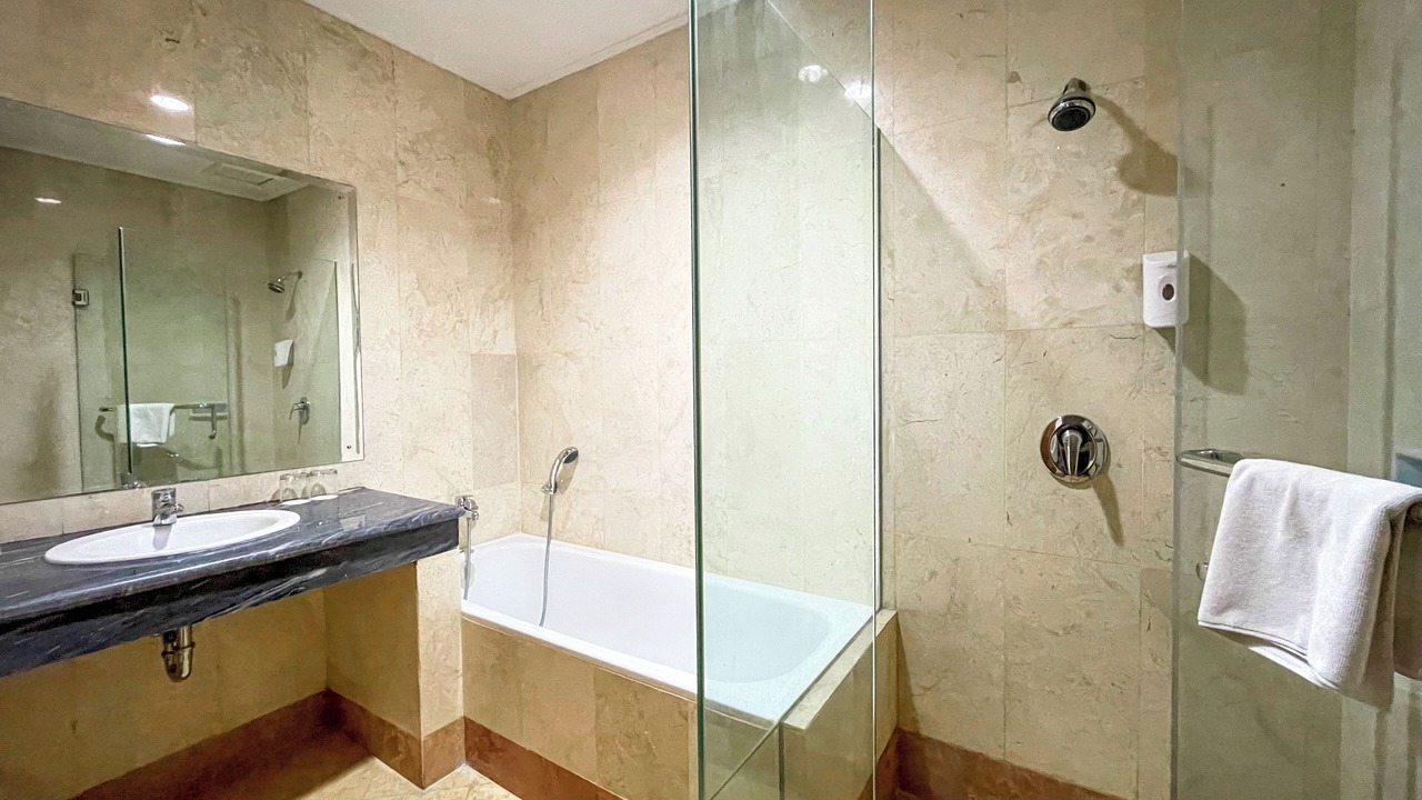 Photo of Bathroom in Laweyan