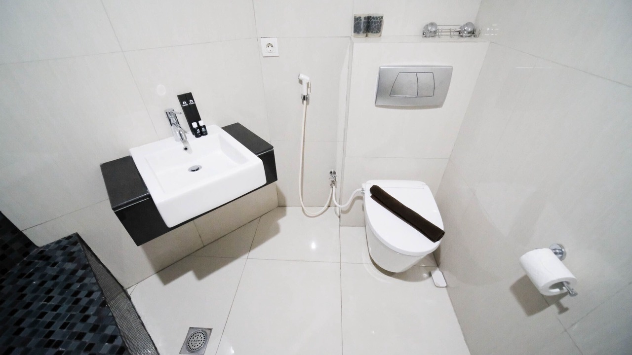 Photo of Bathroom in Surabaya