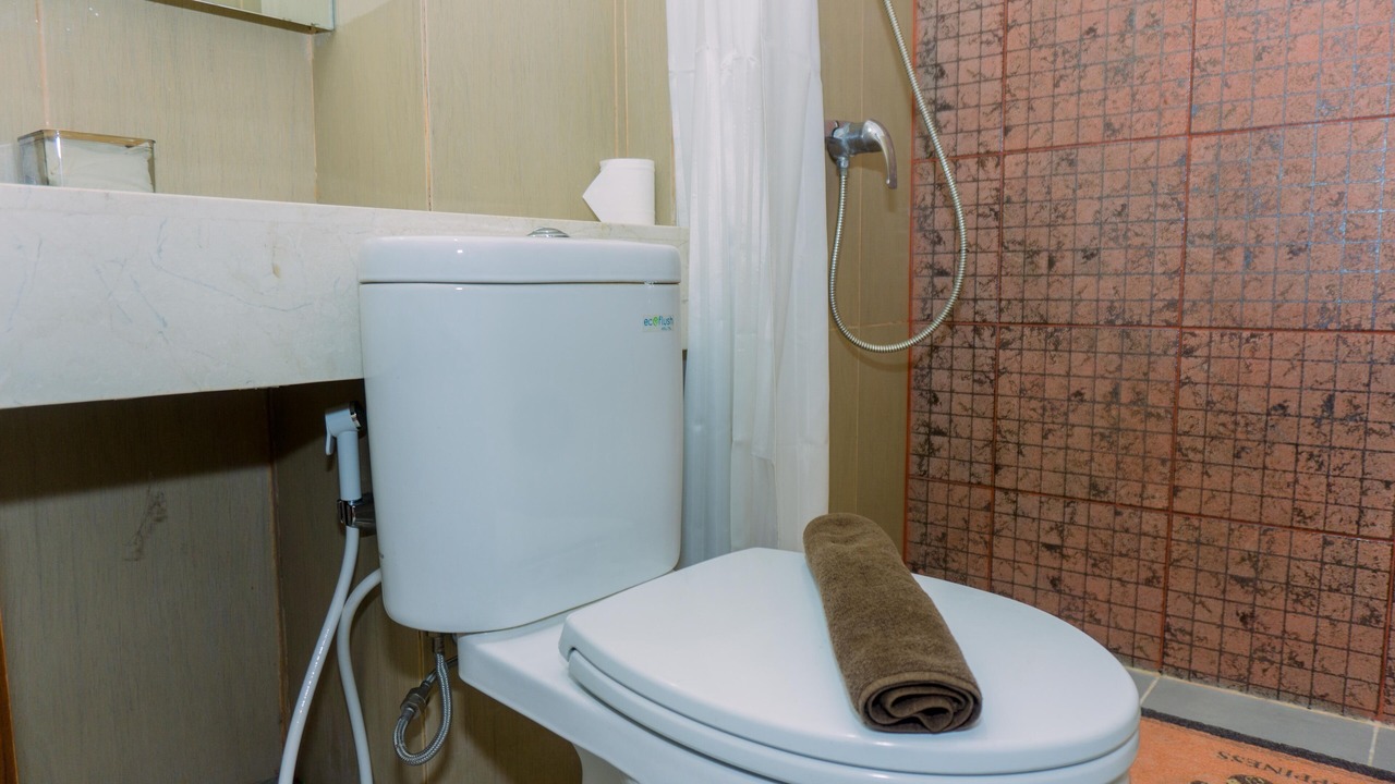 Photo of Bathroom in Slipi
