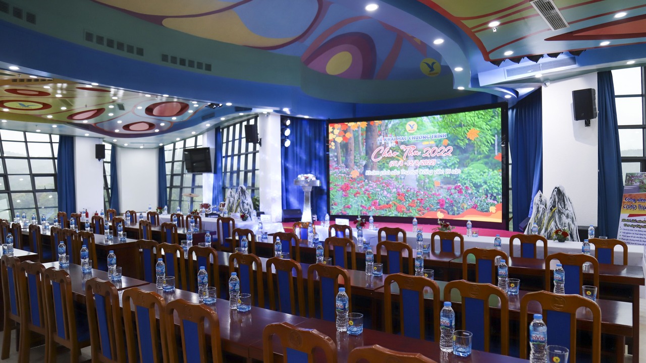 Photo of Others in Cao Phong