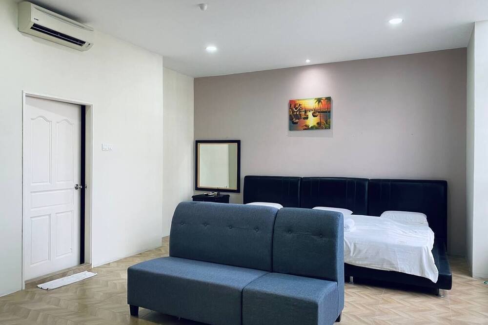 Photo of Bedroom in Taman Melaka Raya