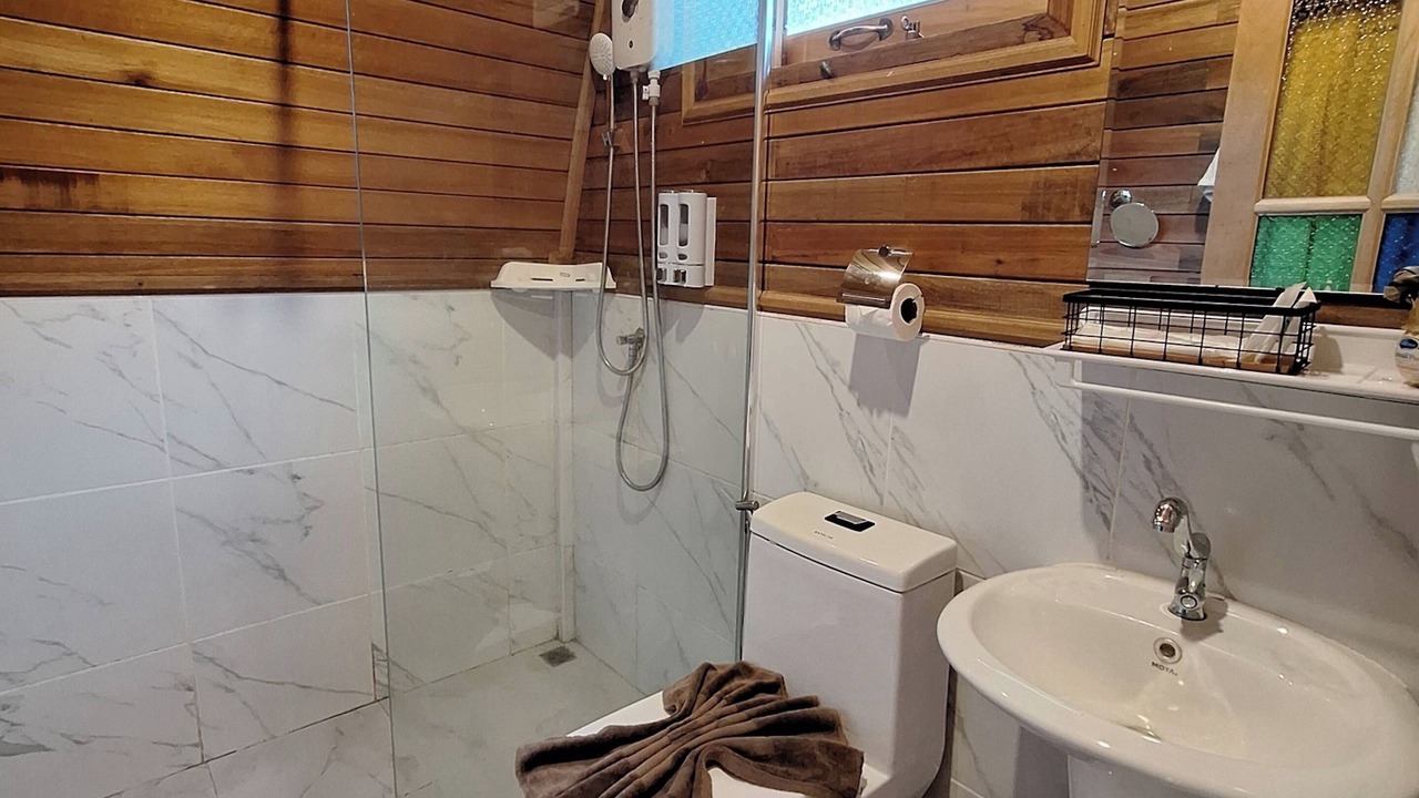 Photo of Bathroom in Tha Na