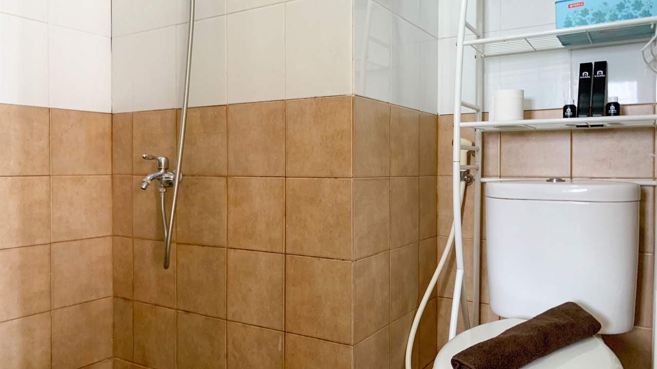 Photo of Bathroom in Rawamangun
