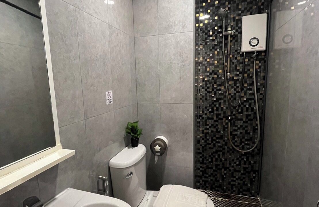 Photo of Bathroom in Thanon Phaya Thai