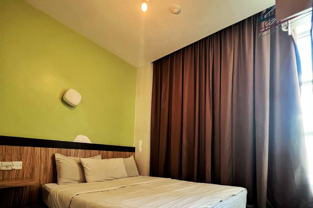 Photo of Bedroom in Taman Pengkalan Jaya