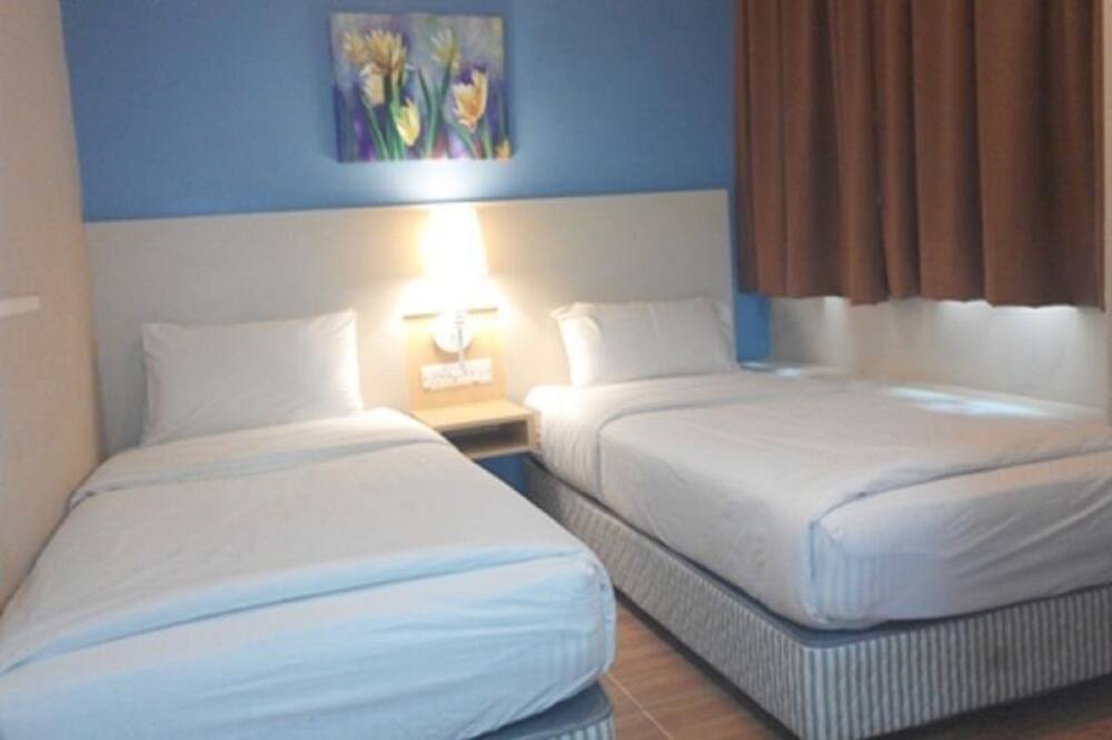 Photo of Bedroom in Taman Pengkalan Jaya