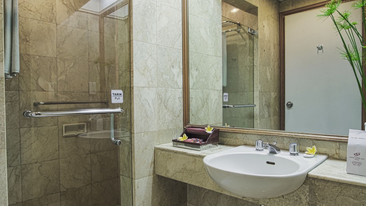 Photo of Bathroom in Solo City Centre